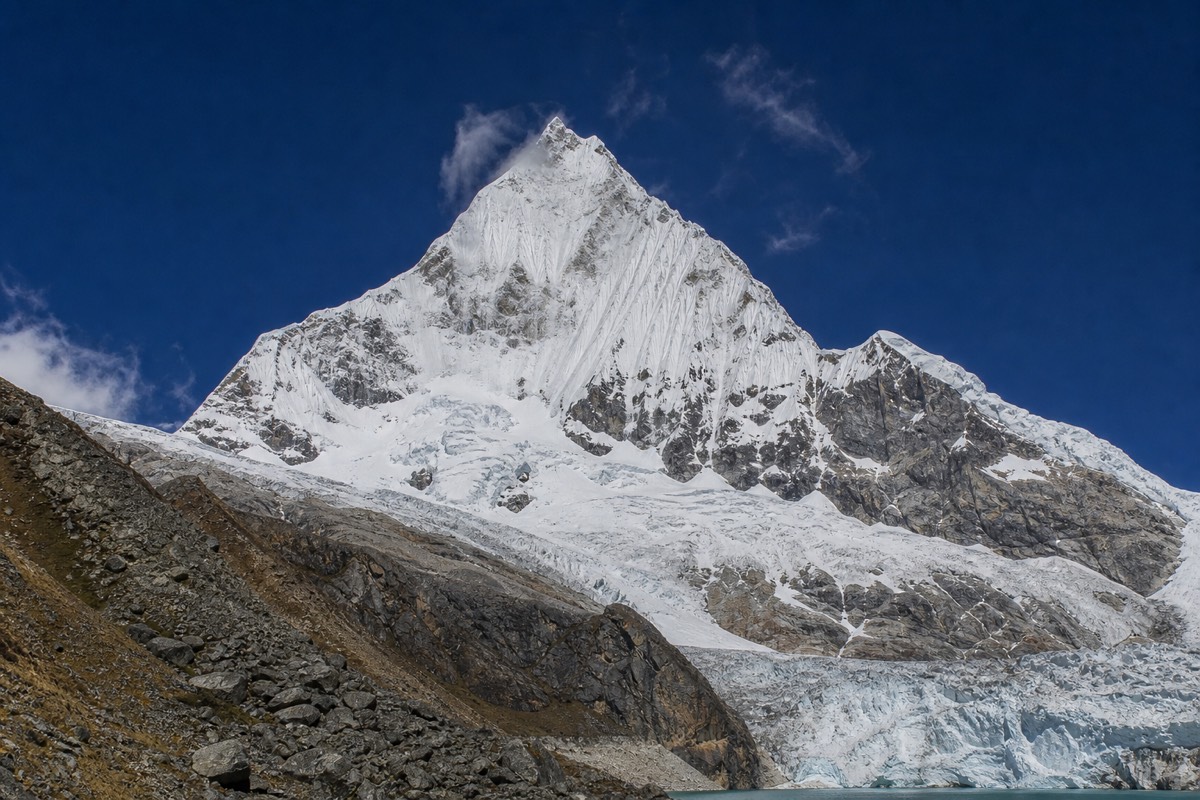 The fluted face of Nevado Alpamayo